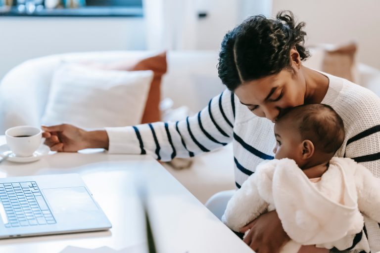 Side hustle ideas for mums 2023